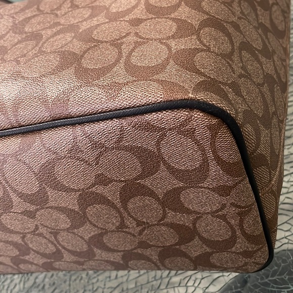 Coach Tote 32706 - Picture 6 of 13